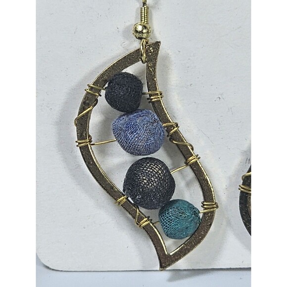 Handmade Boho Dangle Earrings Gold Tone Wire Wrapped Leaf Frame with Fabric Ball - Picture 9 of 10